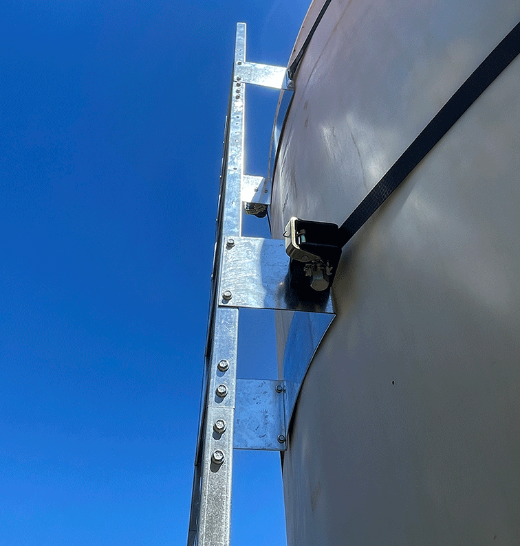 Rhino Poly Tank Galvanized Tank Ladders | Rhino Fittings